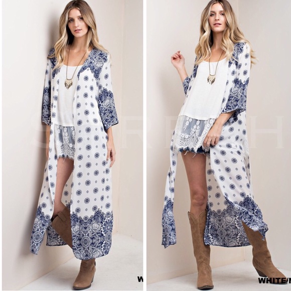 Last S or M New Casablanca Bohemian Kimono Cardi - Picture 2 of 8